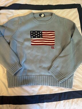 XXL ladies EUC Polo by Ralph Lauren Light Blue American Flag Crewneck Sweater